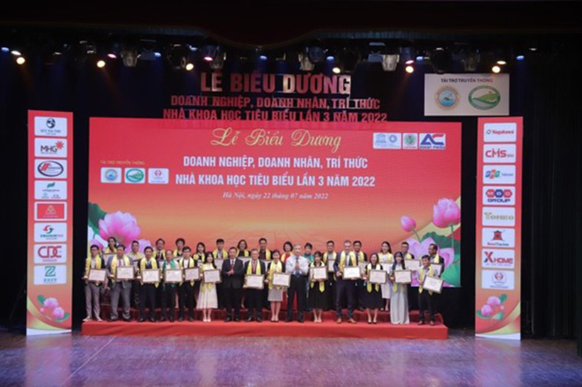 Vietnam-award-2022